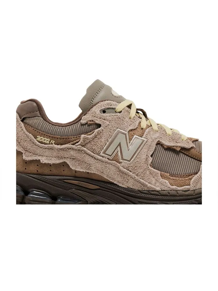Кроссовки New Balance 2002R 'Protection Pack - Brown' size? Exclusive — изображение 2 из 8, коричневый