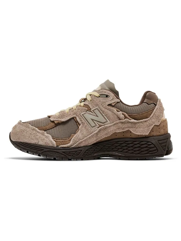 Кроссовки New Balance 2002R 'Protection Pack - Brown' size? Exclusive — изображение 3 из 8, коричневый