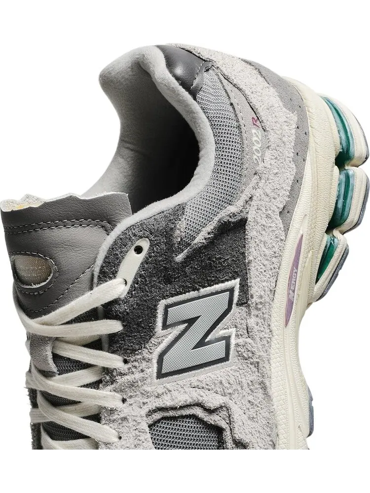 Кроссовки New Balance 2002R Protection Pack Rain Cloud — изображение 9 из 10, серый