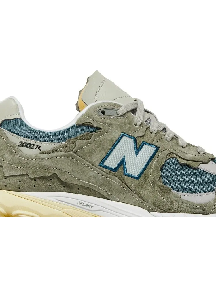 Кроссовки New Balance 2002R 'Protection Pack - Mirage Gray' — изображение 2 из 9, серый