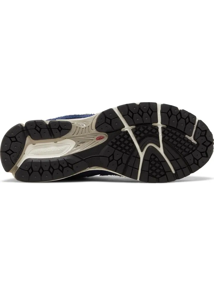 Кроссовки 2002R 'Protection Pack - Navy' — изображение 4 из 4, синий