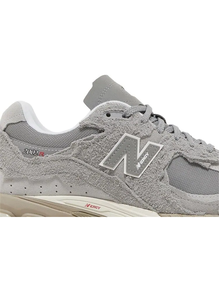 Кроссовки 2002R 'Protection Pack - Slate Grey' — изображение 2 из 4, серый