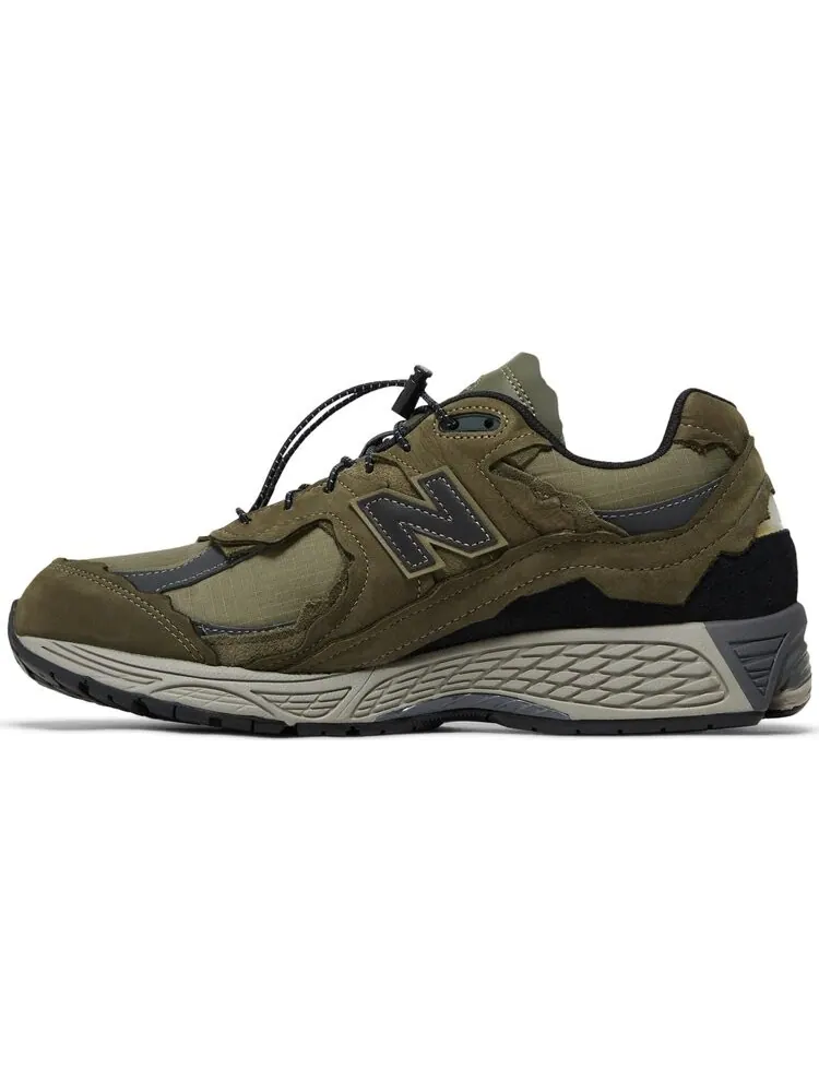 Кроссовки 2002R 'Protection Pack - Dark Moss' — изображение 3 из 4, зеленый