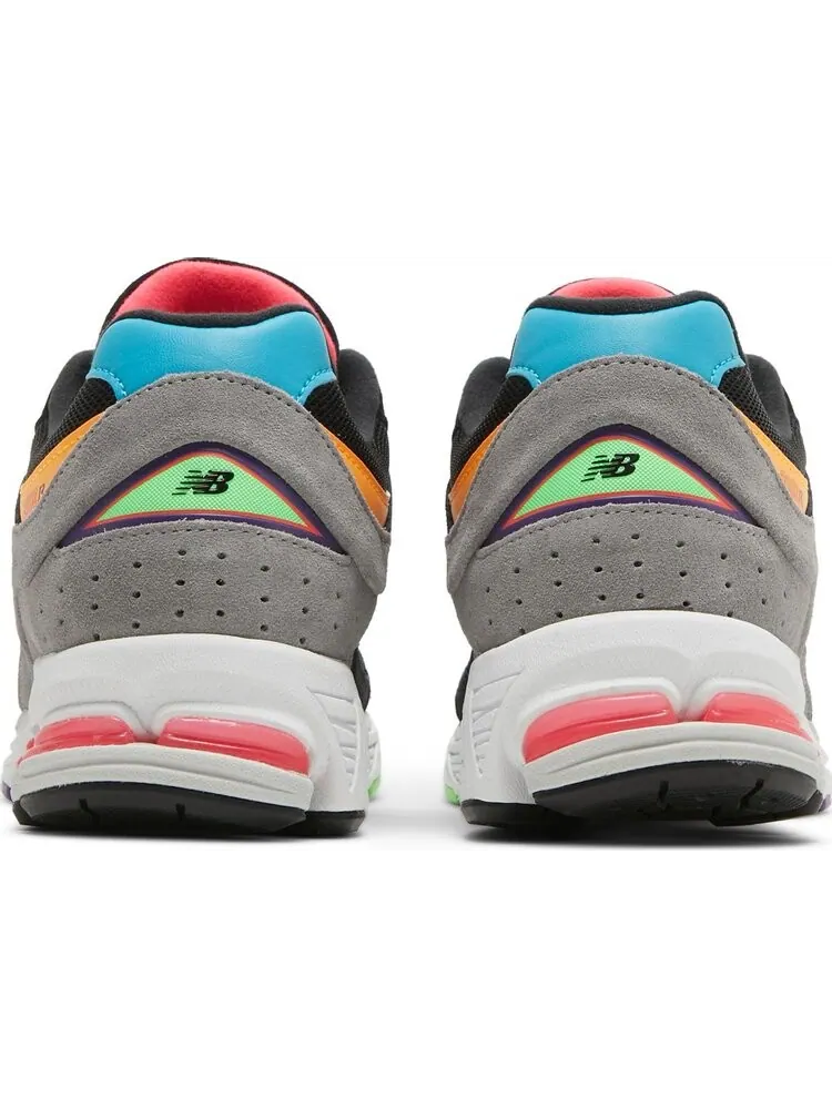 Кроссовки New Balance DTLR x 2002R 'Masquerade' — изображение 6 из 8, черный