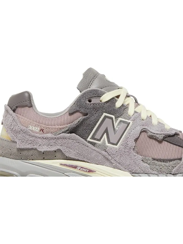 Кроссовки New Balance 2002R 'Protection Pack - Lunar New Year' — изображение 2 из 9, фиолетовый