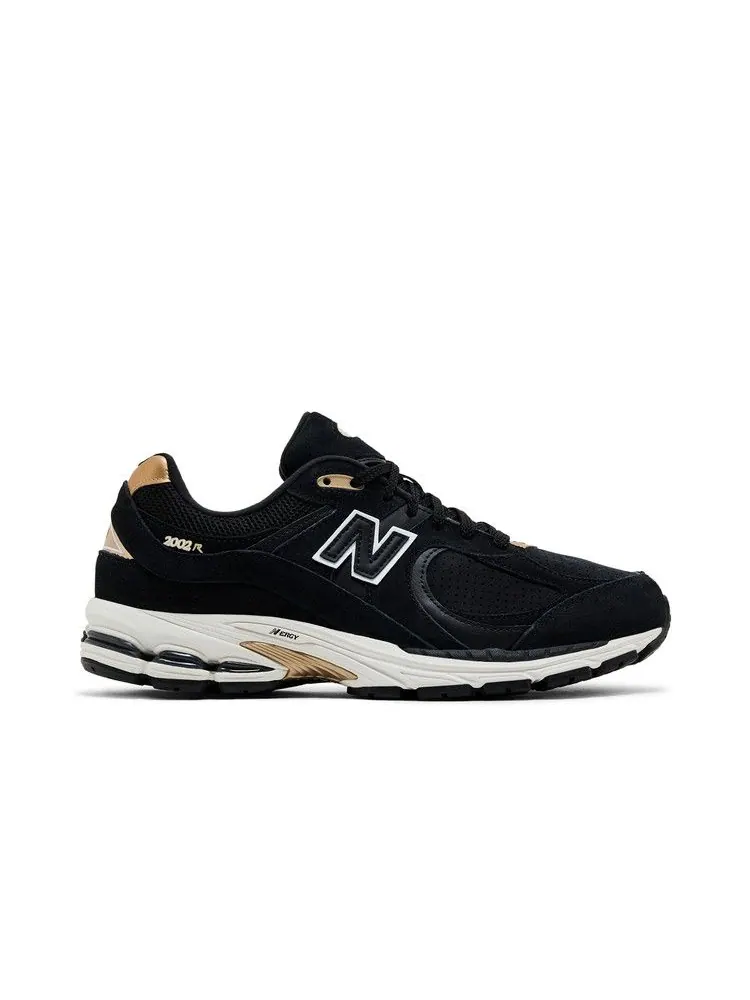 Кроссовки New Balance Foot Locker x 2002R '50th Anniversary' — изображение 2 из 9, черный/золотистый