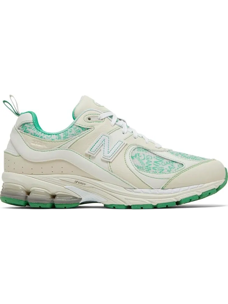 Кроссовки New Balance GANNI x 2002R 'Turtledove' — изображение 1 из 8, бежевый