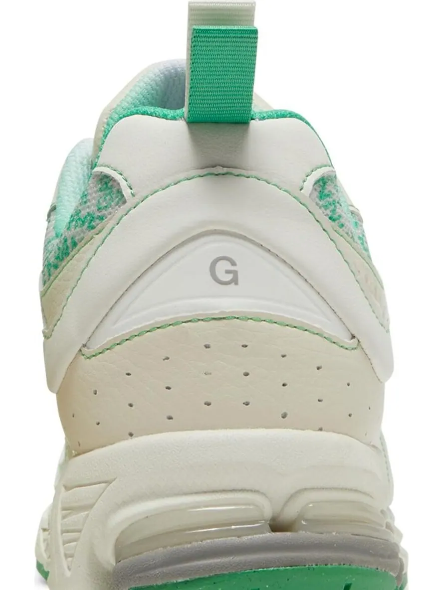 Кроссовки New Balance GANNI x 2002R 'Turtledove' — изображение 7 из 8, бежевый