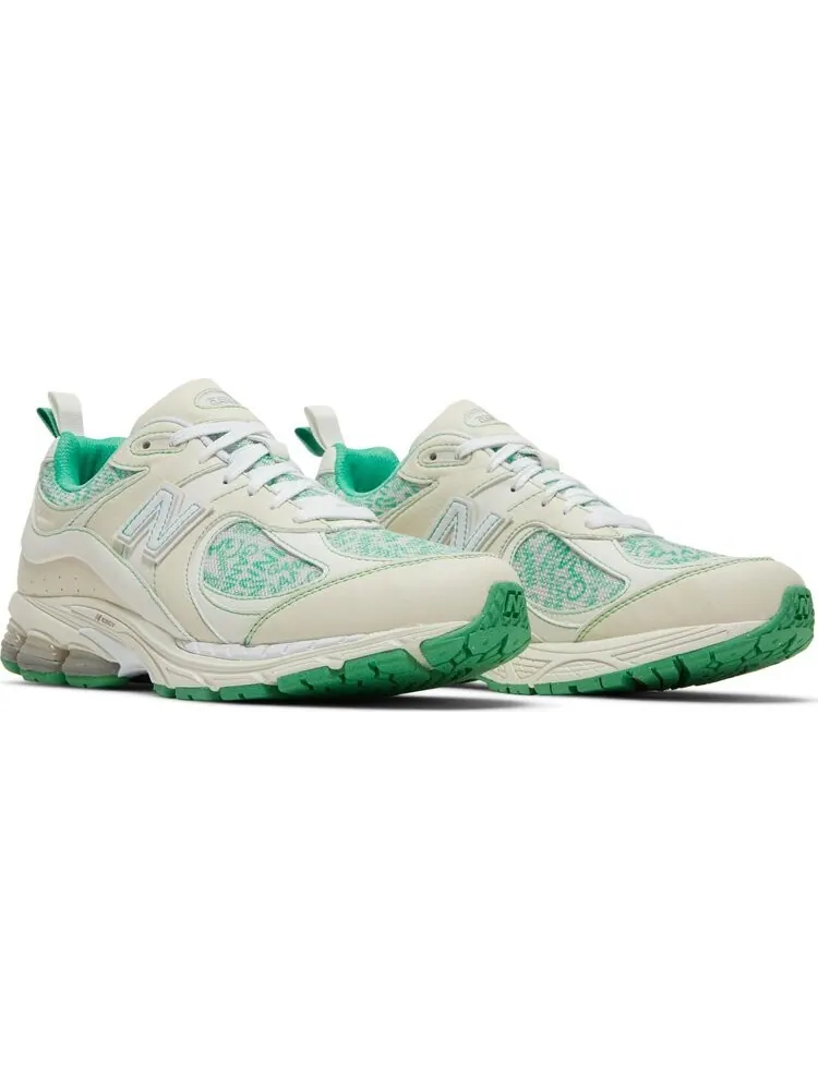 Кроссовки New Balance GANNI x 2002R 'Turtledove' — изображение 8 из 8, бежевый