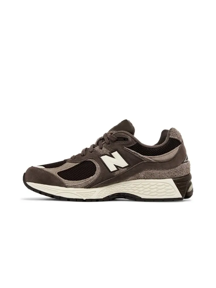 Кроссовки New Balance Shoe Palace x 2002R — изображение 3 из 4, коричневый