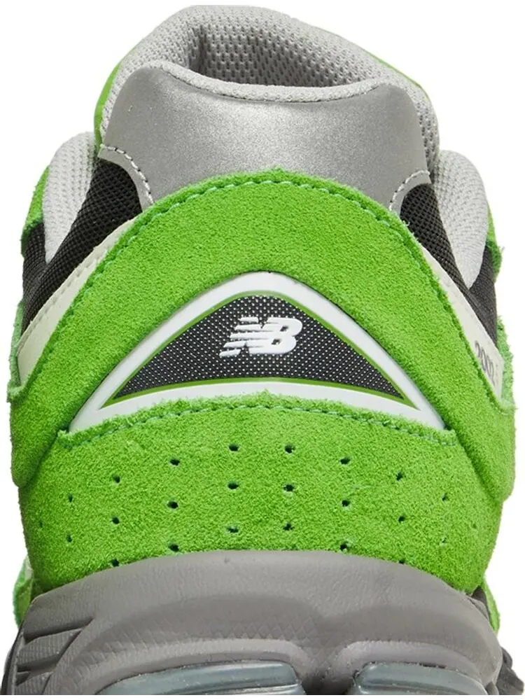 Кроссовки New Balance 2002R 'Good Vibes Pack - Green Apple' — изображение 7 из 8, зеленый