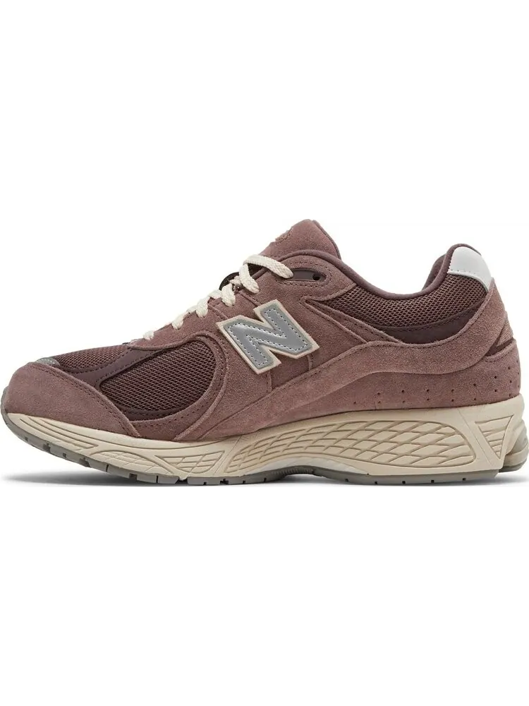 Кроссовки New Balance 2002R 'Suede Pack - Dusty Fig' — изображение 3 из 8, фиолетовый