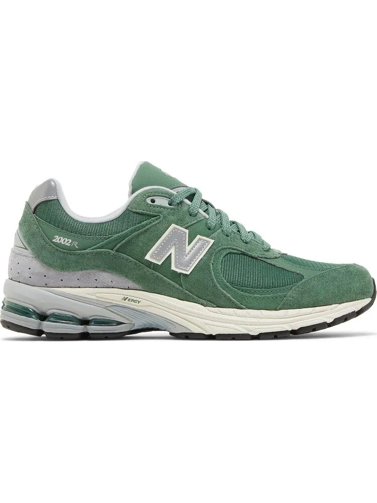 Кроссовки New Balance 2002R 'Jade Silver Metallic' — изображение 1 из 8, зеленый