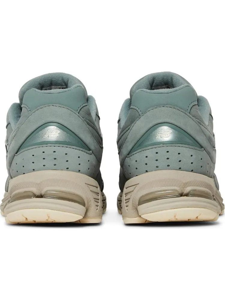 Кроссовки New Balance Kith x 2002R 'Pistachio' — изображение 6 из 8, зеленый
