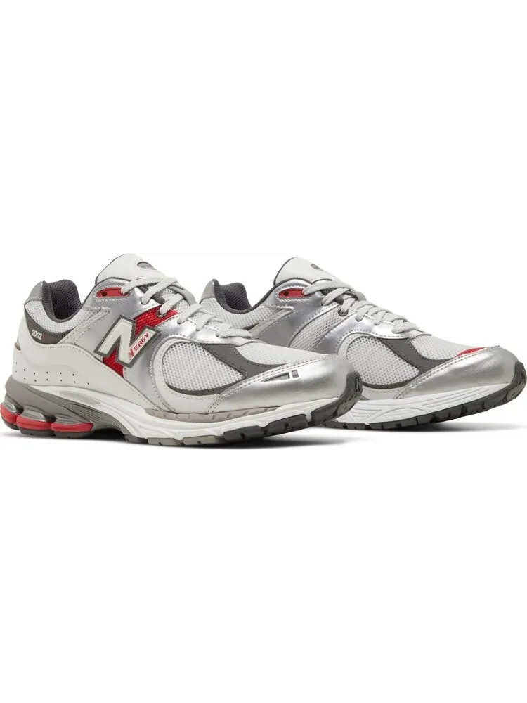 Кроссовки New Balance 2002R 'Silver Metallic Team Red' — изображение 8 из 8, серебряный