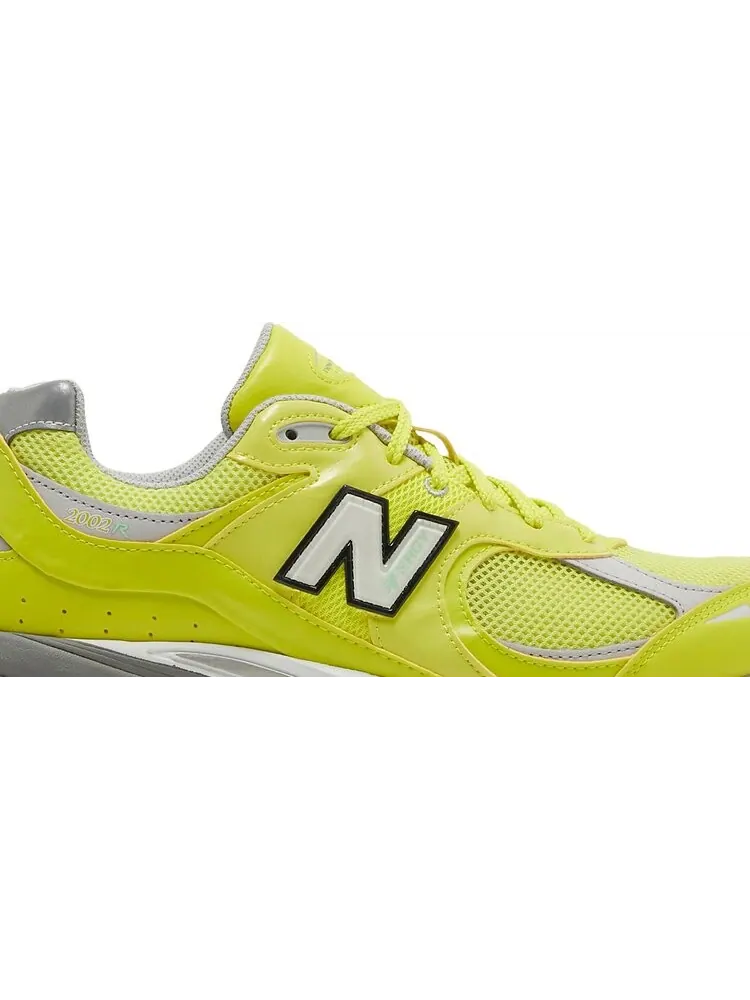 Кроссовки New Balance 2002R 'Sulpher Yellow' — изображение 2 из 8, желтый