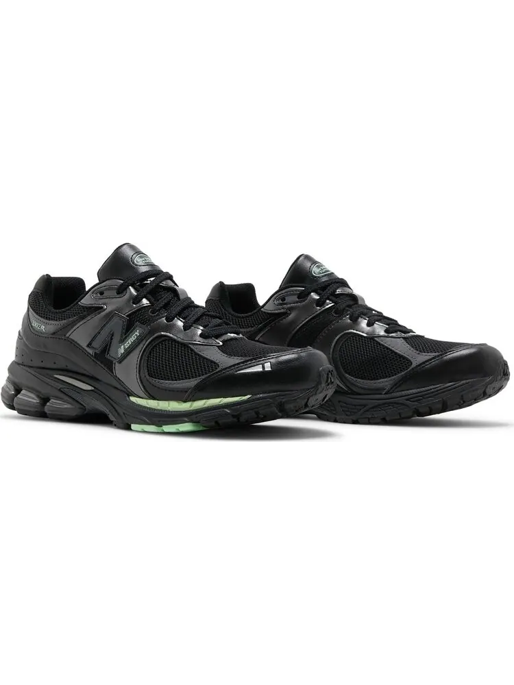 Кроссовки New Balance 2002R 'Black Powder Green' — изображение 8 из 8, черный