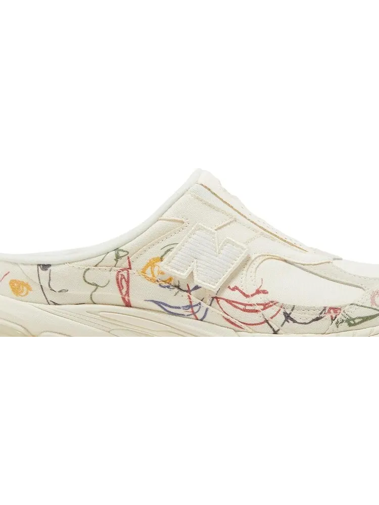 Кроссовки New Balance Bryant Giles x 2002R Mule 'The Artist’s Shoe' — изображение 2 из 8, белый