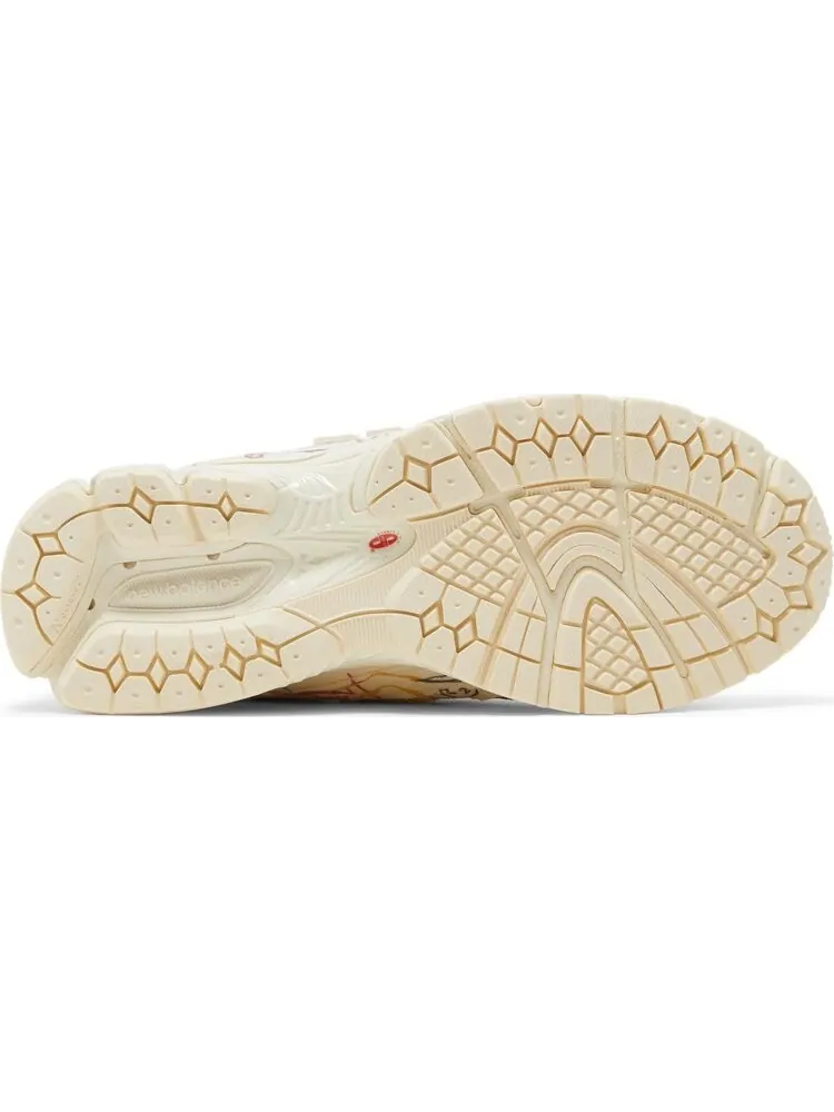 Кроссовки New Balance Bryant Giles x 2002R Mule 'The Artist’s Shoe' — изображение 4 из 8, белый