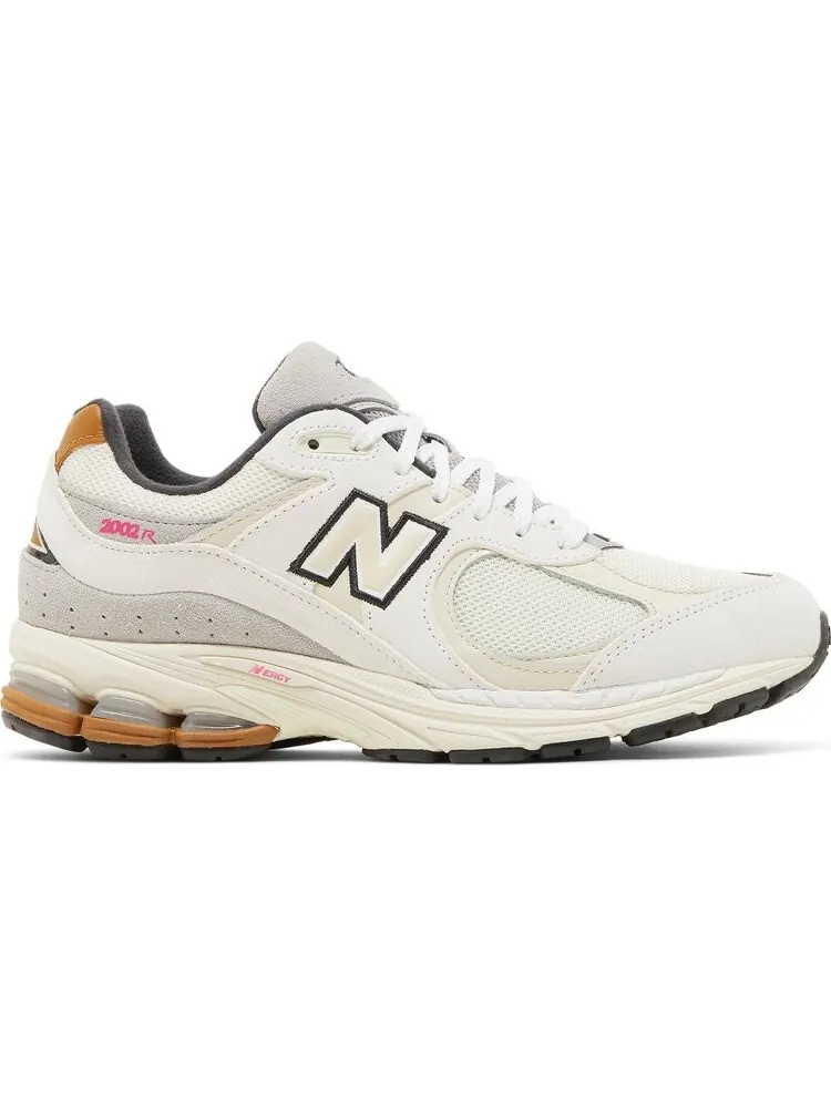 Кроссовки New Balance 2002R 'Warm Alpaca' — изображение 1 из 8, белый