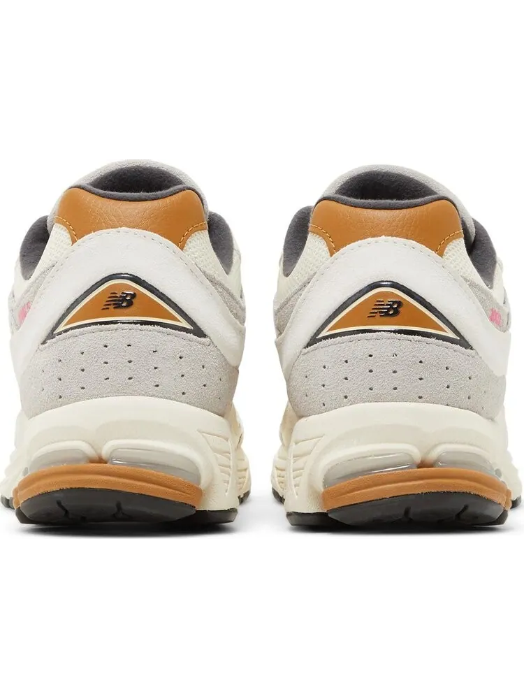 Кроссовки New Balance 2002R 'Warm Alpaca' — изображение 6 из 8, белый