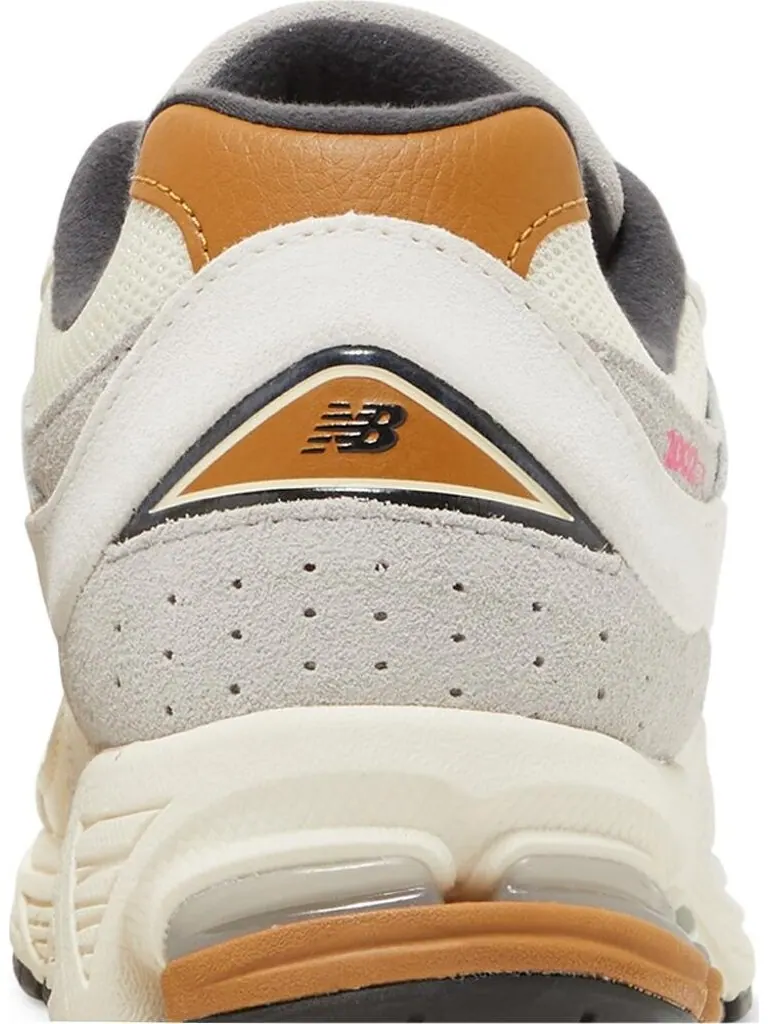Кроссовки New Balance 2002R 'Warm Alpaca' — изображение 7 из 8, белый