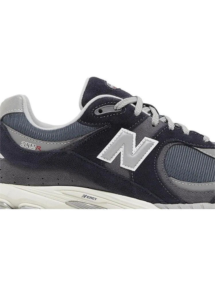 Кроссовки New Balance 2002R 'Eclipse Raincloud' — изображение 2 из 4, синий