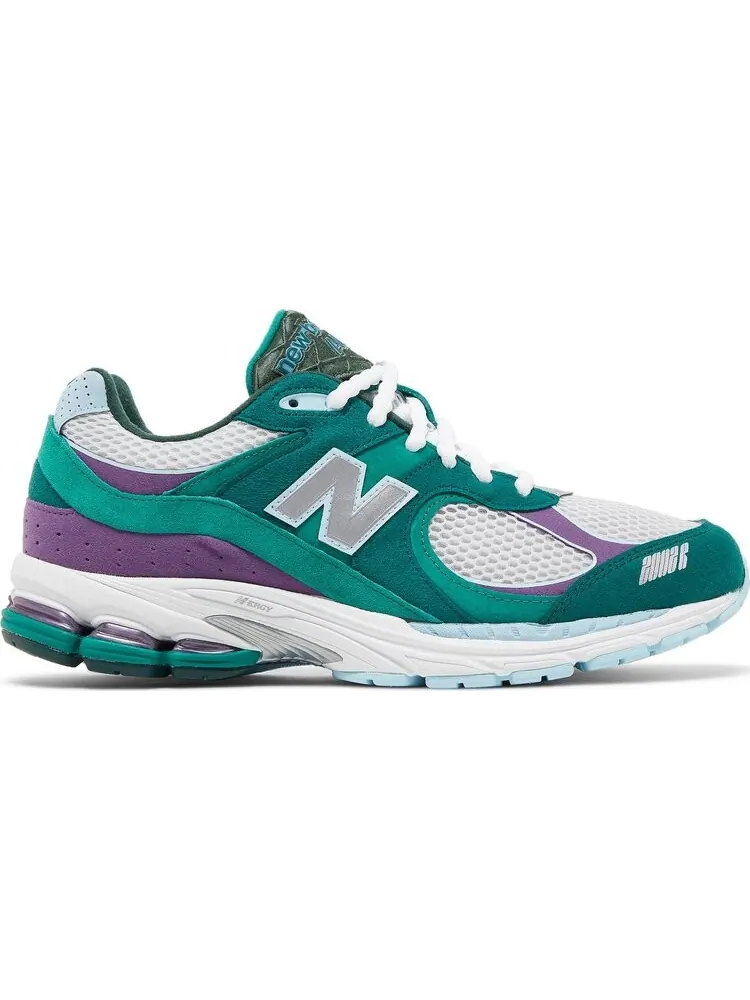 Кроссовки New Balance Up There x 2002R 'Backyard Legends' — изображение 1 из 8, зеленый