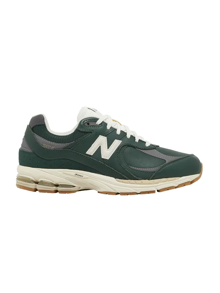 Кроссовки New Balance 2002R 'Vintage Leather Pack - Green' — изображение 1 из 9, зеленый