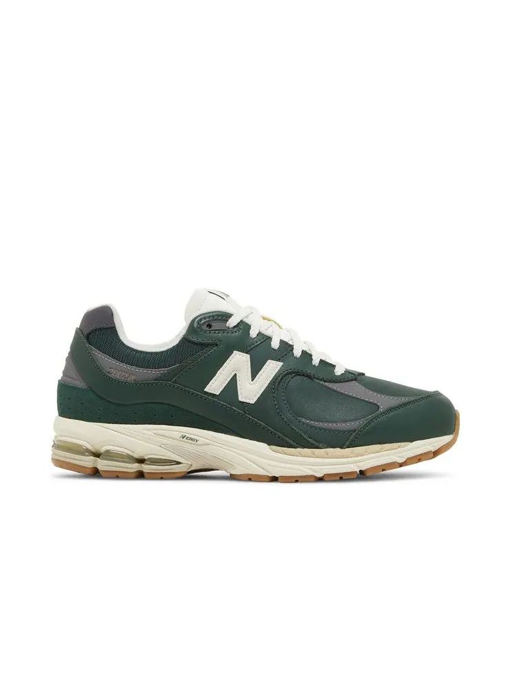 Кроссовки New Balance 2002R 'Vintage Leather Pack - Green' — изображение 2 из 9, зеленый
