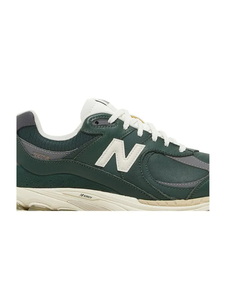 Кроссовки New Balance 2002R 'Vintage Leather Pack - Green' — изображение 3 из 9, зеленый