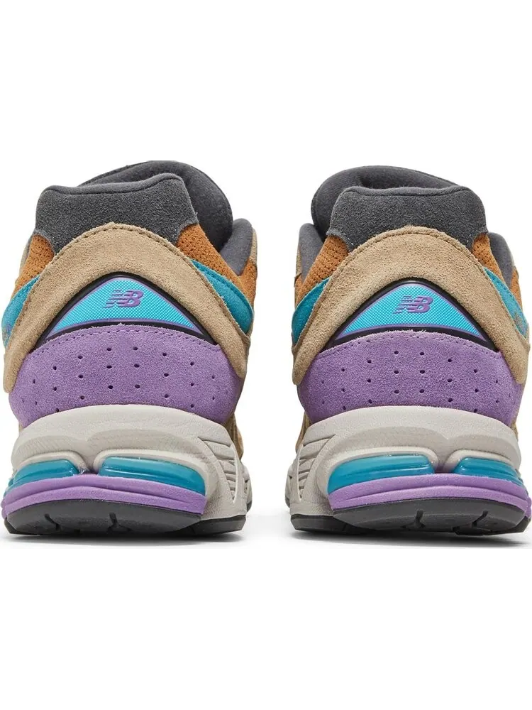Кроссовки New Balance 2002R 'Incense' — изображение 6 из 8, загар