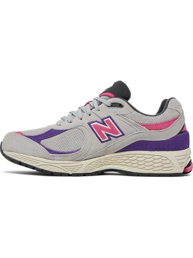 Кроссовки New Balance 2002R 'Rain Cloud Prism Purple' — изображение 3 из 8, серый