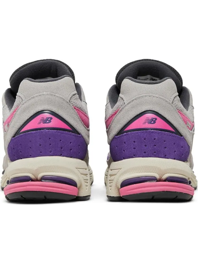 Кроссовки New Balance 2002R 'Rain Cloud Prism Purple' — изображение 6 из 8, серый
