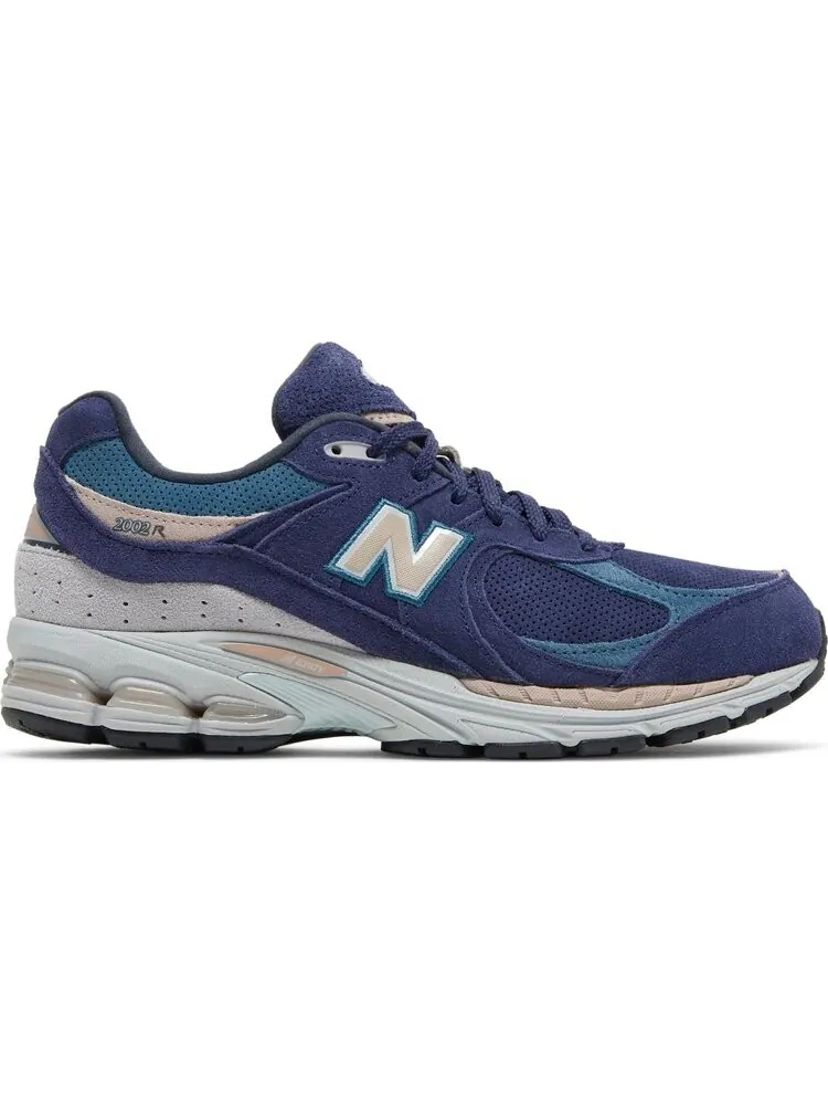 Кроссовки New Balance 2002R 'Navy Pink' — изображение 1 из 8, синий