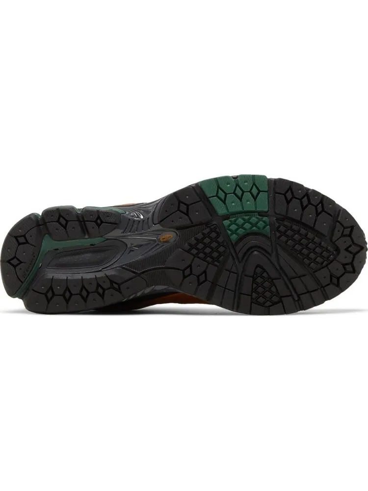 Кроссовки New Balance 2002R 'Hiking Pack - Brown' — изображение 4 из 8, коричневый