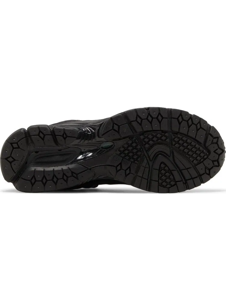 Кроссовки New Balance 2002R 'Hiking Pack - Black' — изображение 4 из 8, черный