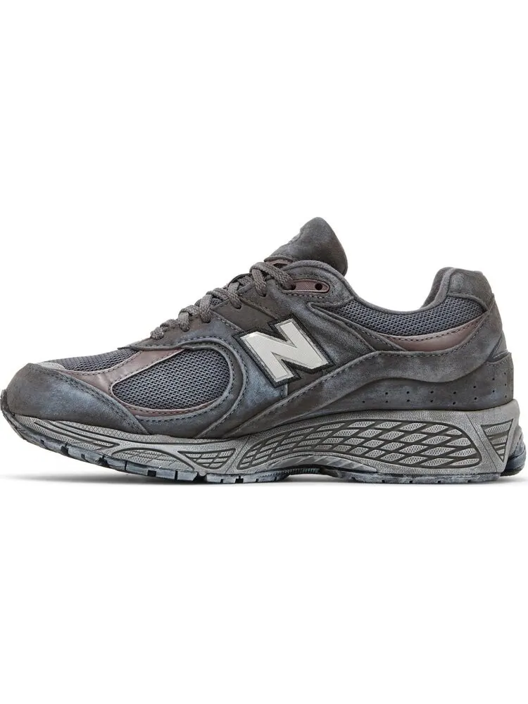 Кроссовки New Balance 2002R Gore-Tex — изображение 3 из 9, серый