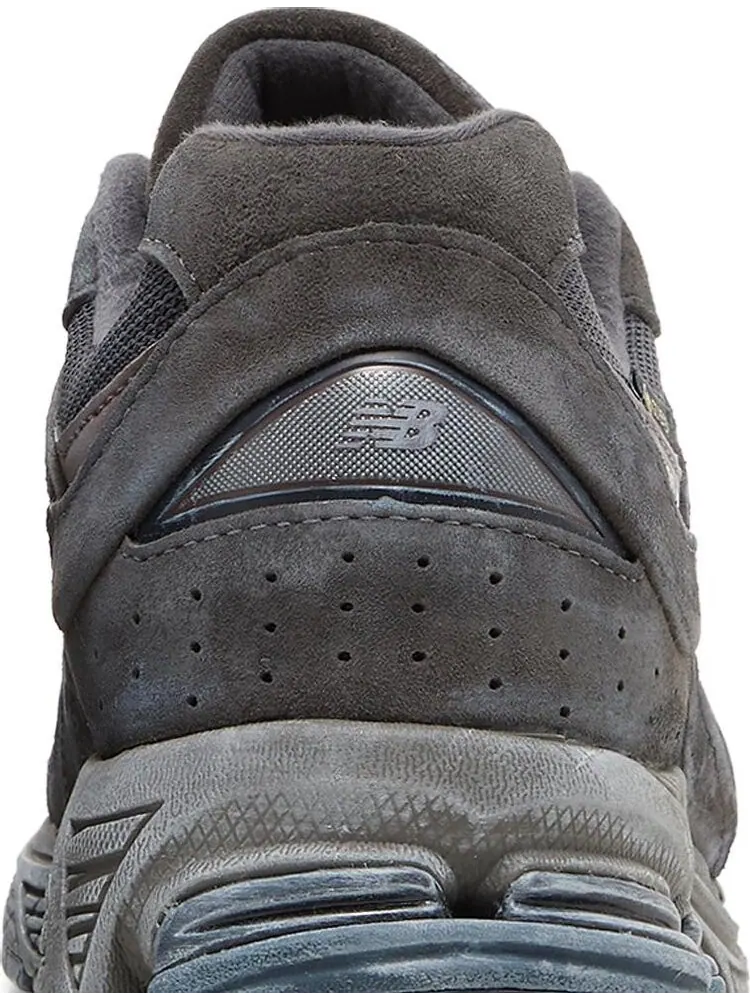Кроссовки New Balance 2002R Gore-Tex — изображение 7 из 9, серый