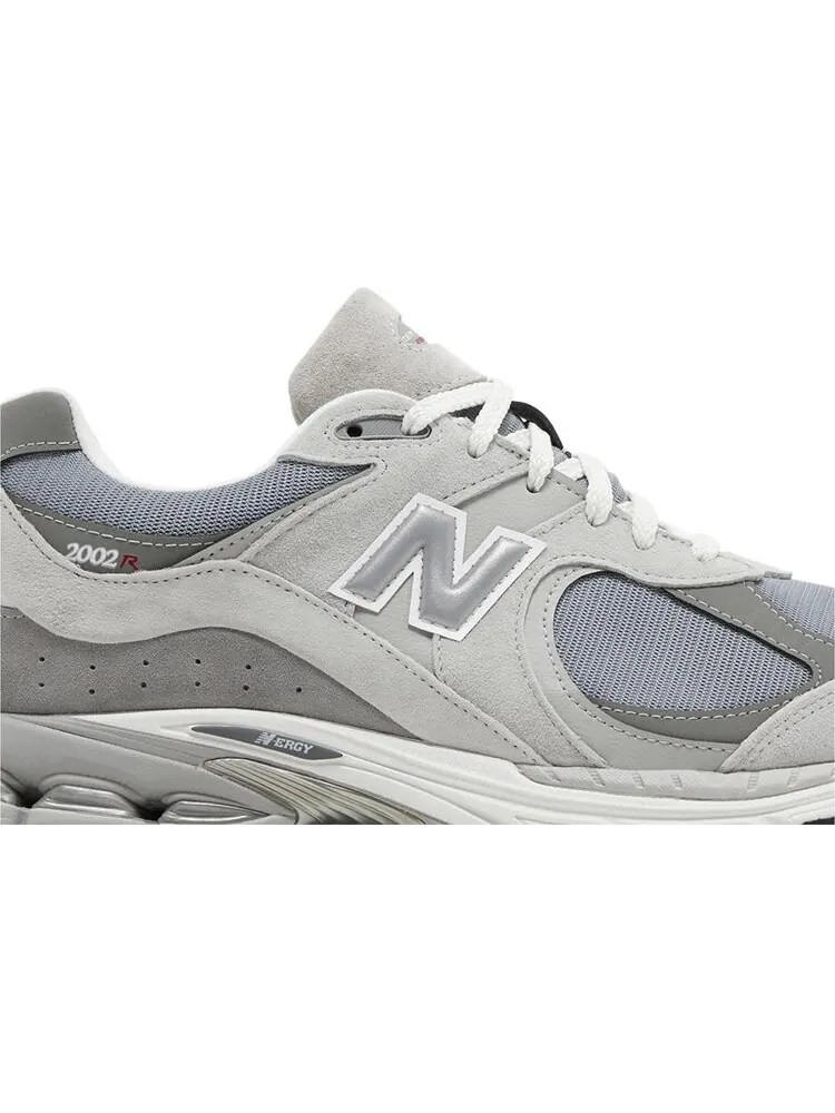 Кроссовки New Balance 2002R GORE-TEX 'Concrete' — изображение 2 из 4, серый