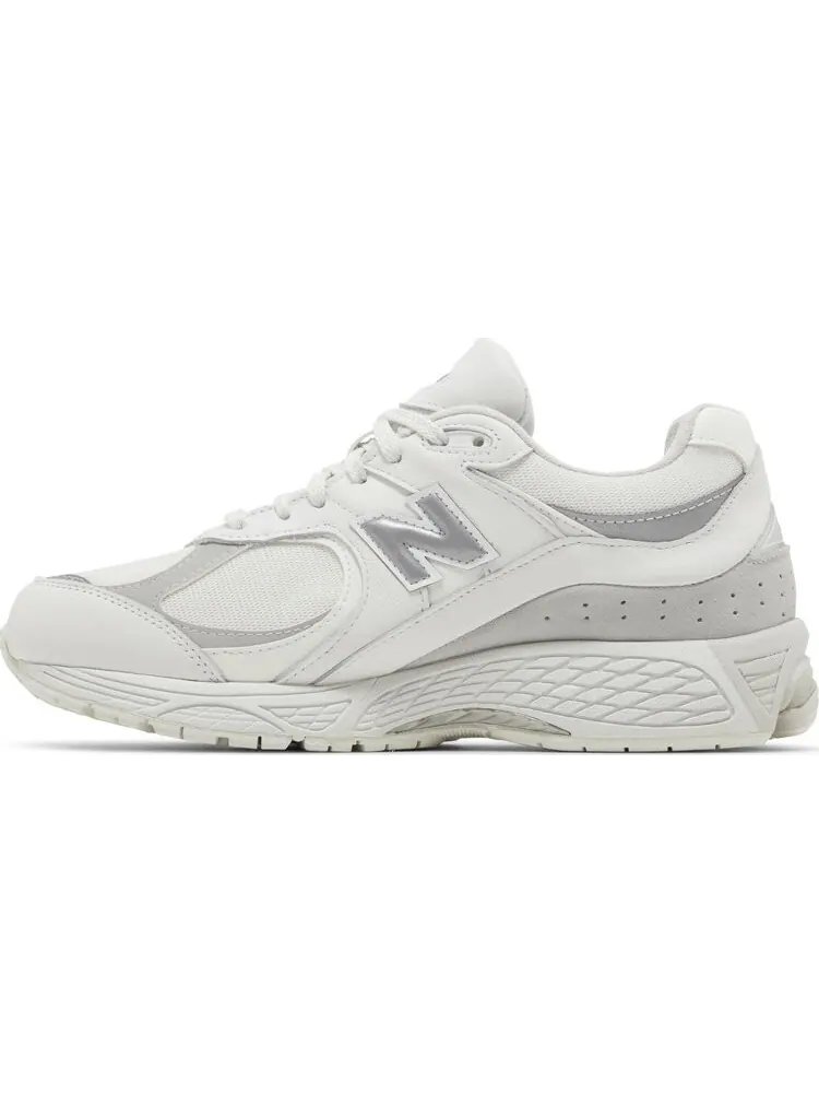 Кроссовки 2002R GORE-TEX 'White Brighton Grey' — изображение 3 из 4, белый