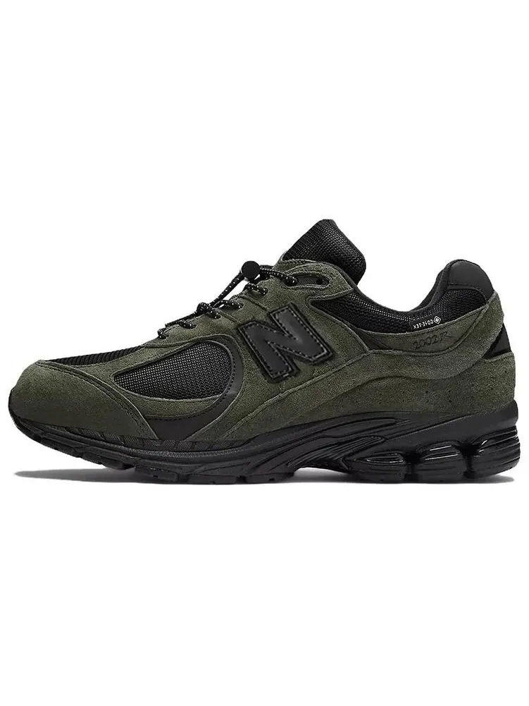 Кроссовки New Balance x JJJJound 2002R GORE-TEX Pine — изображение 1 из 8, зеленый