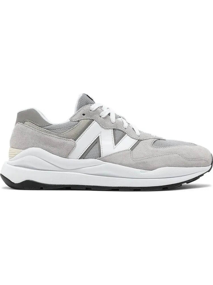 Кроссовки New Balance 57/40 'Rain Cloud' — изображение 1 из 8, серый