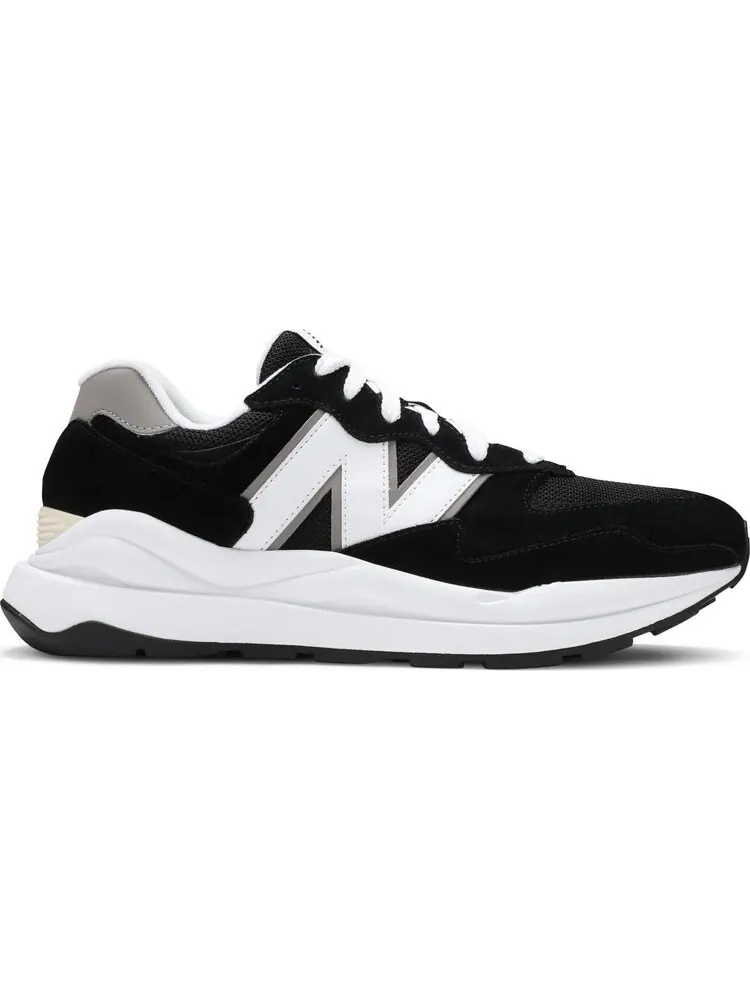 Кроссовки New Balance 57/40 — изображение 1 из 8, черный/белый