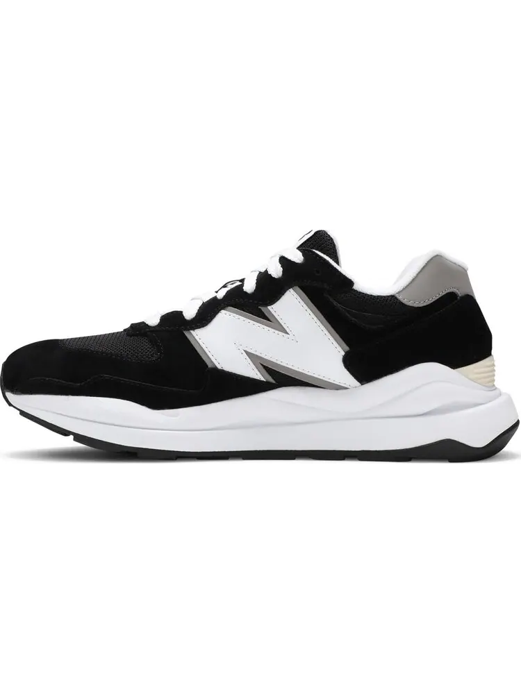 Кроссовки New Balance 57/40 — изображение 3 из 8, черный/белый