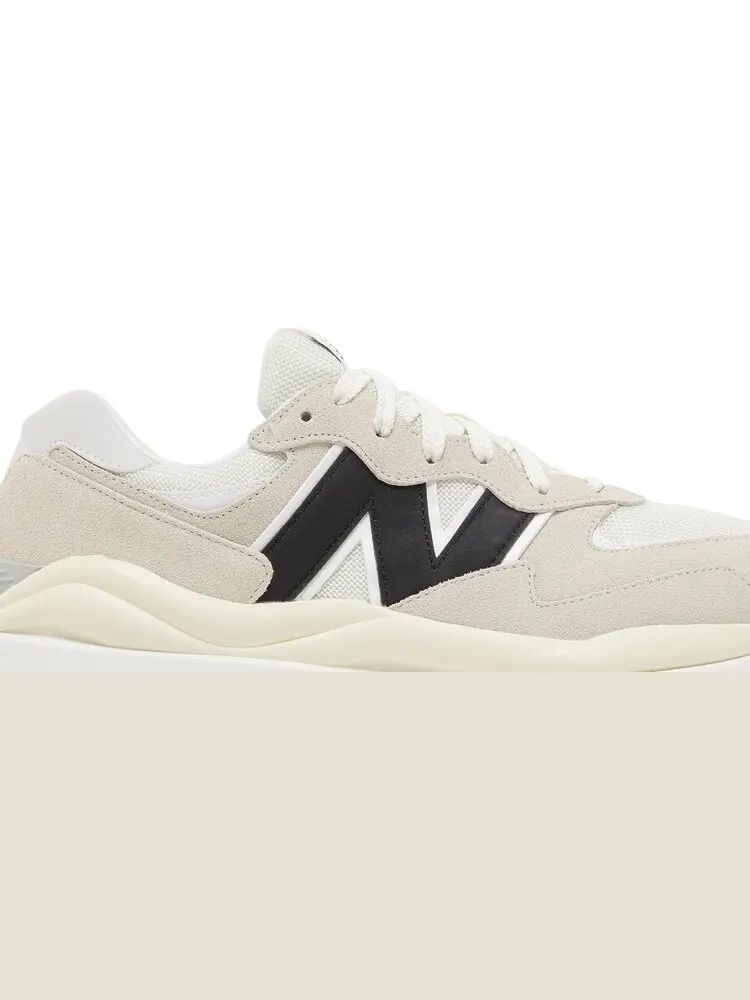 Кроссовки New Balance 57/40 'Sea Salt' — изображение 2 из 8, бежевый