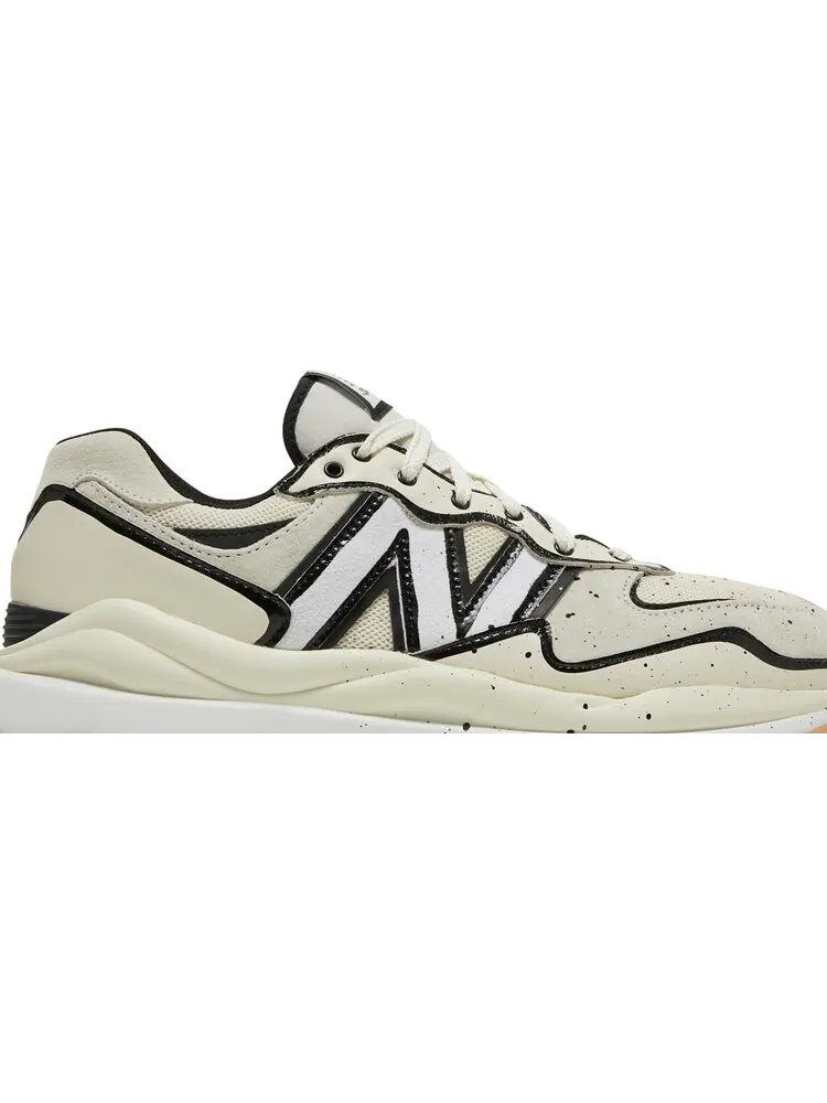 Кроссовки New Balance Joshua Vides x 57/40 'Angora Splatter' — изображение 2 из 8, коричневый