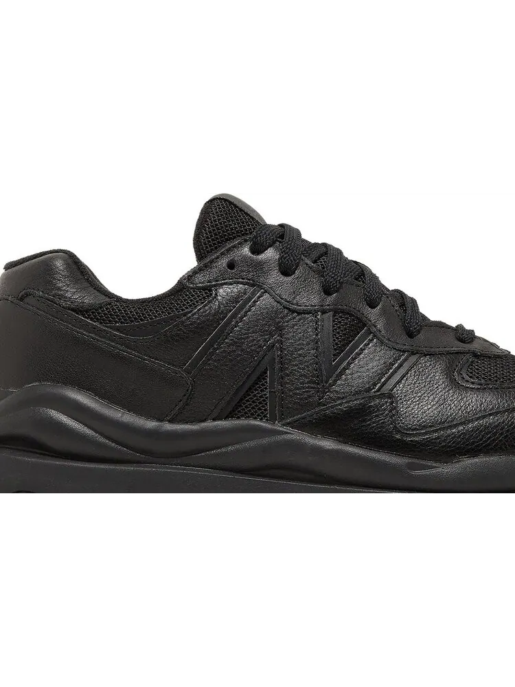 Кроссовки New Balance 57/40 'Black' — изображение 2 из 8, черный