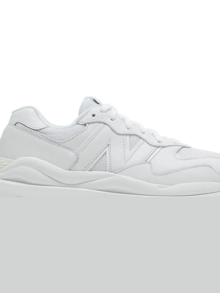 Кроссовки New Balance 57/40 'White Gum' — изображение 2 из 8, белый
