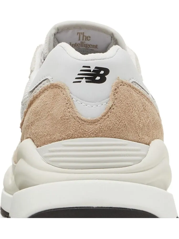 Кроссовки New Balance 57/40 'Nimbus Cloud Incense' — изображение 7 из 8, бежевый